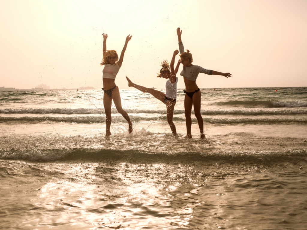 Chickibam - ladies beach